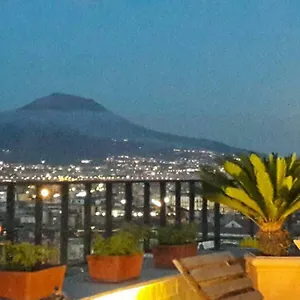 Apartment A Wonderful Penthouse In, Neapel