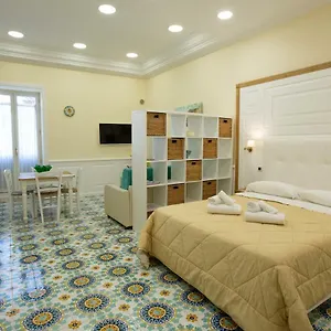 Apartment La Corte Dei Borboni By Dimorra, Neapel