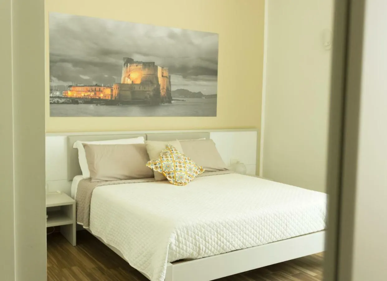 **** Gasthof Rooms Stazione Centrale Neapel Italien