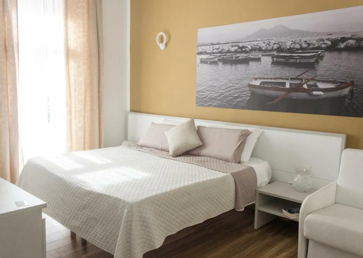 Rooms Stazione Centrale Neapel Gasthof